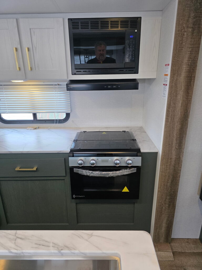 RV Pic 10