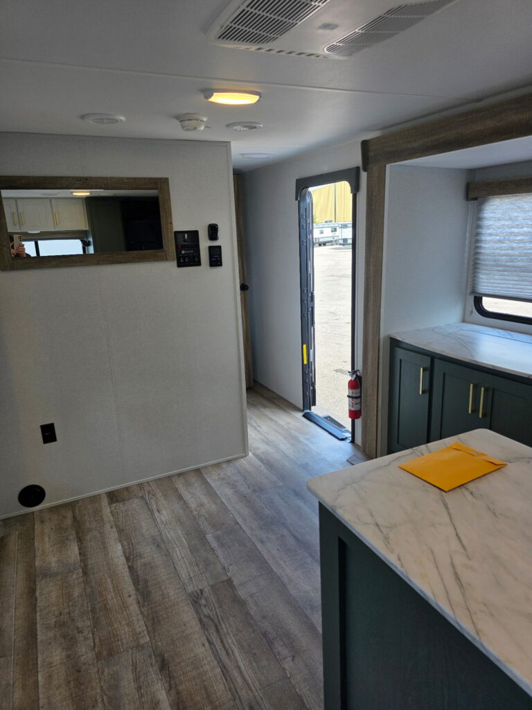 RV Pic 18